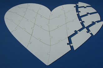 Puzzle in Herzform - blanko